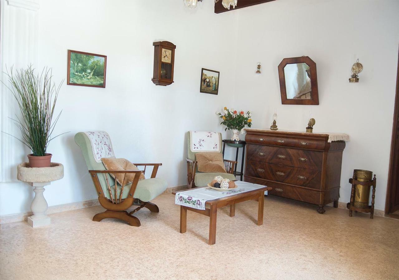 Finca Tipica Mallorquina Can Puca サンタニー エクステリア 写真